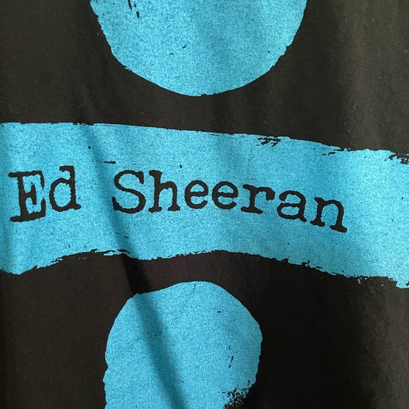 Ed Sheeran 2017 Concert Tee - Picture 2 of 4